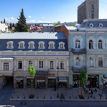 Hotel Avenue 106 Tbilisi Exterior photo