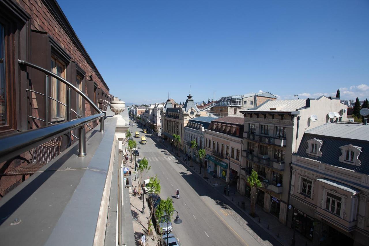 Hotel Avenue 106 Tbilisi Exterior photo