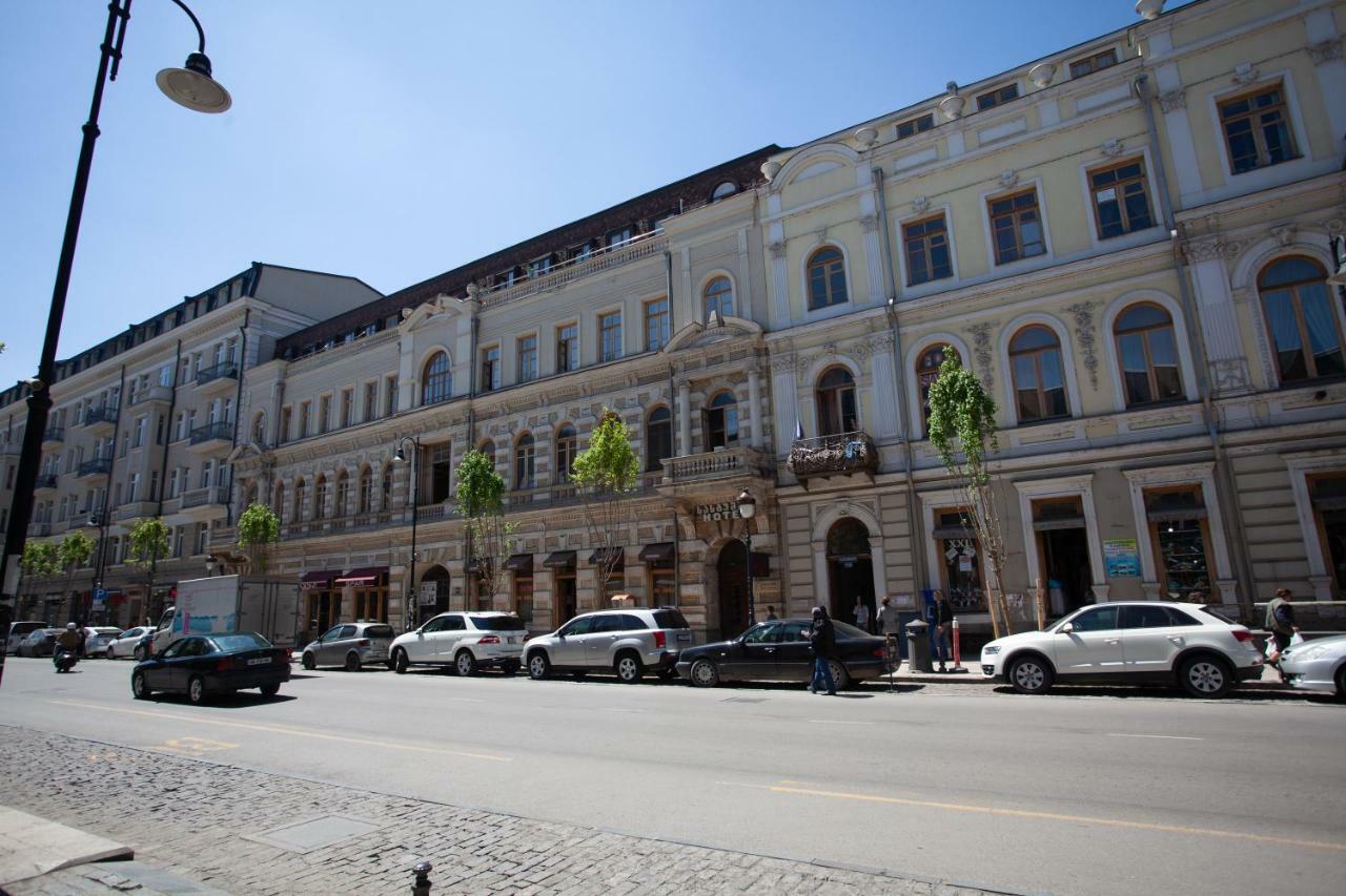 Hotel Avenue 106 Tbilisi Exterior photo